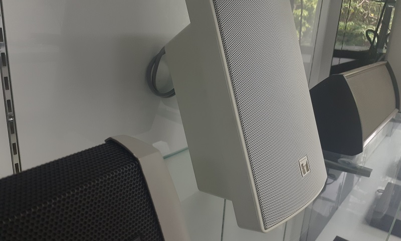 Loa TOA BS-1030W cho phòng họp diện tích 150m2
